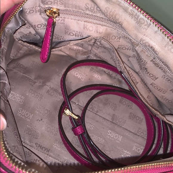 Fuschia Michael Kors Satchel - Picture 4 of 4